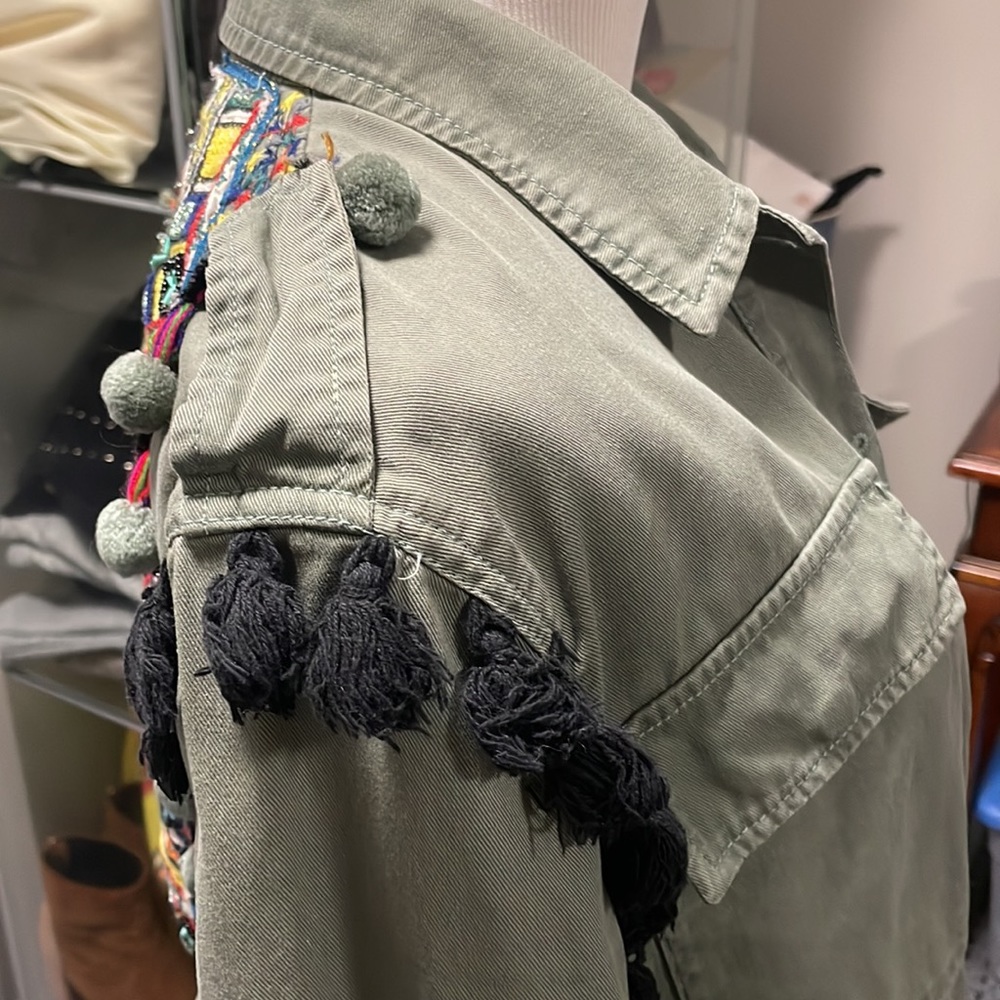 Zara Army Green Jacket With Special Design - image 2